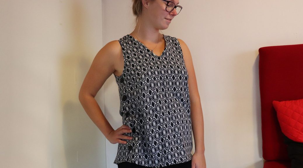 Freshly rereleased Tula dress pattern by Laela Jeyne Patterns, sewn by Sewingridd