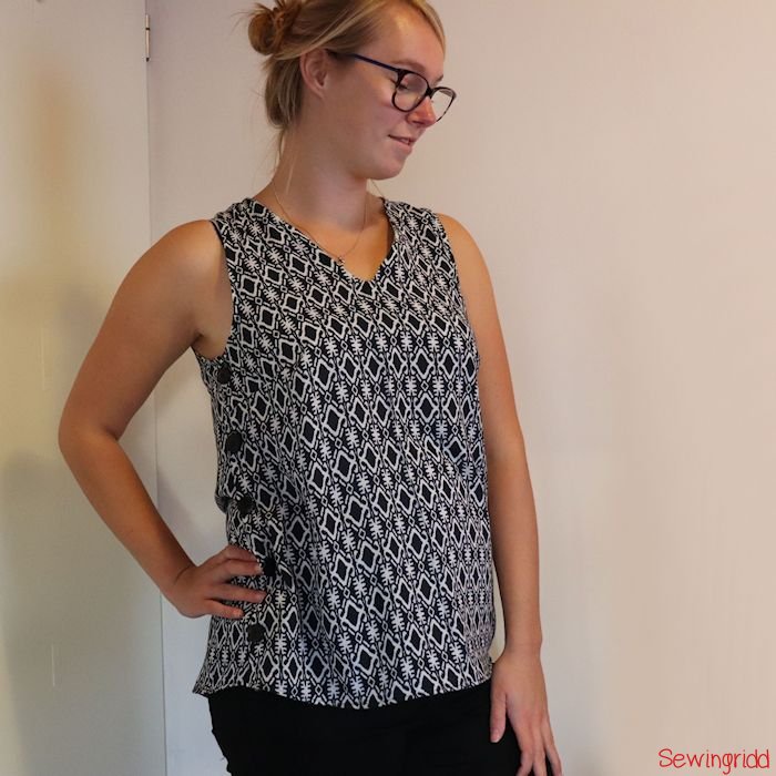 Freshly rereleased Tula dress pattern by Laela Jeyne Patterns, sewn by Sewingridd