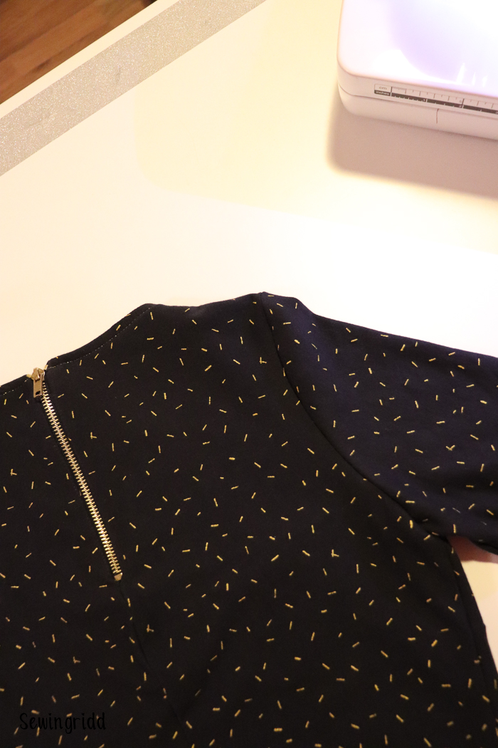 Granny's tips on setting in sleeves - basic rules that always apply. Tutorial by Sewingridd