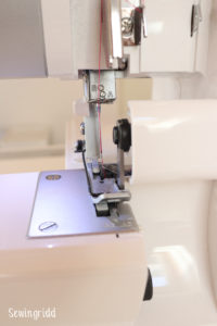 Tutorial on how to sew flat felled seams (flatlock) by Sewingridd
