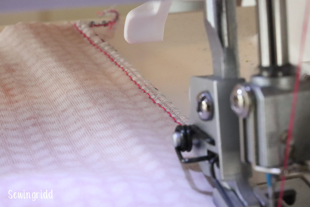 Tutorial on how to sew flat felled seams (flatlock) by Sewingridd