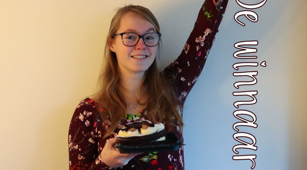Announcement of the winner of the Fairelith top PDF pattern by Blank Slate Patterns