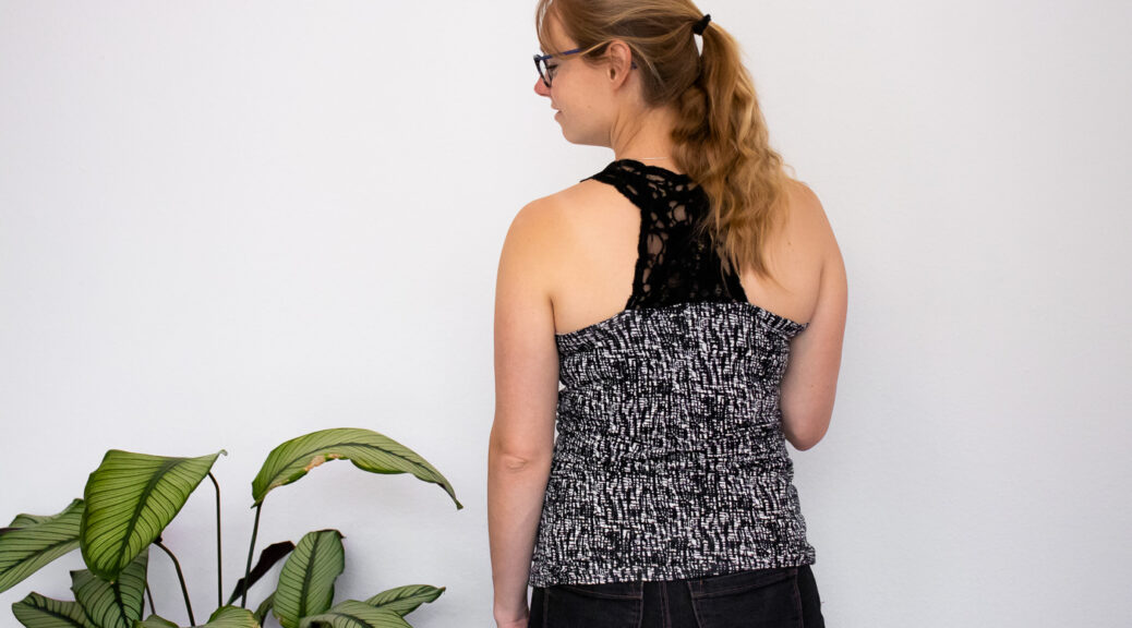 Lace Racerback Tank, sewn bij Sewingridd, Marbella Tank by New Horizon Designs