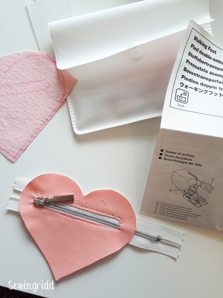 Heart shaped pouch for mothersday - by Sewingridd
